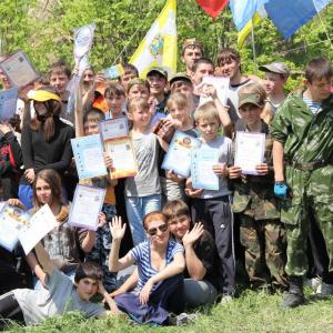 Май начался акцией «Салют, Победа!»